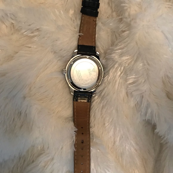 Guess Crystalized Watch - Picture 3 of 3